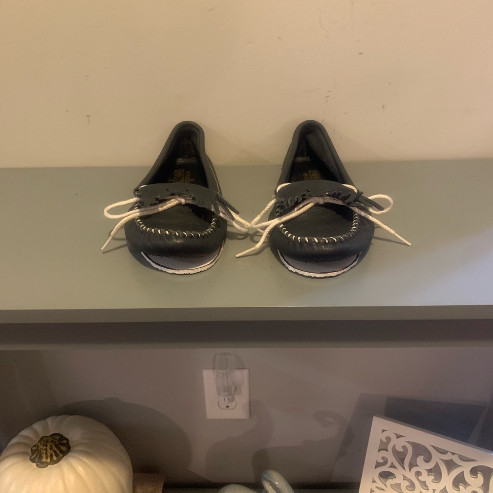 Minnetonka Moccasin Unbeaded Kilty Moccasin W10/M8